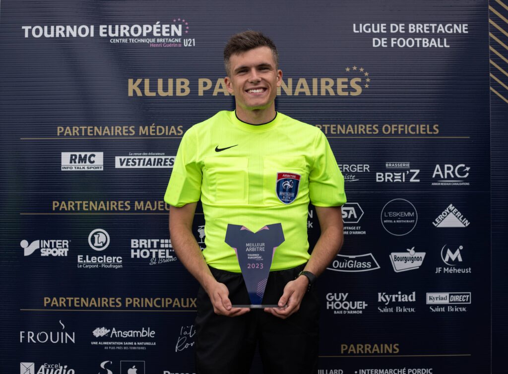 Cédric LE PAIH, Meilleur Arbitre